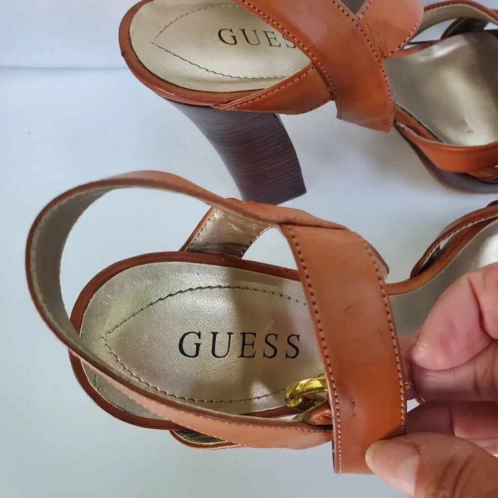 Guess Nichole Strappy Y2K Platform Sandal Size 9